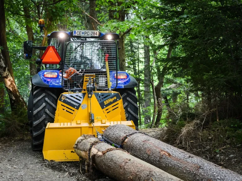 Sehen Sie sich das neue Uniforest-Unternehmensvideo an  